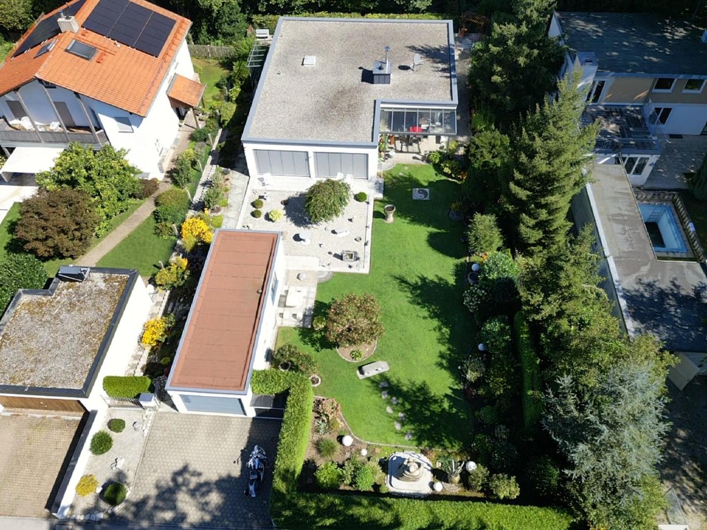Anwesen mit Garten